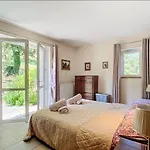 Le Prieuré Beautiful 4 Bedroom Stone With Pool Appartamento