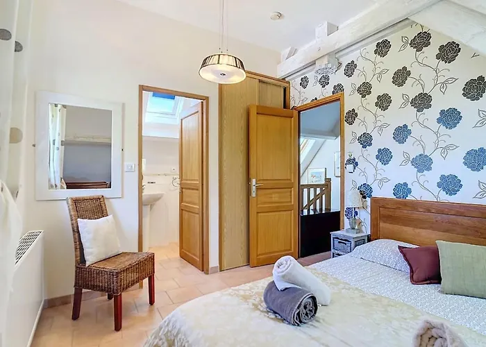 Apartament Le Prieure Beautiful 4 Bedroom Stone With Pool