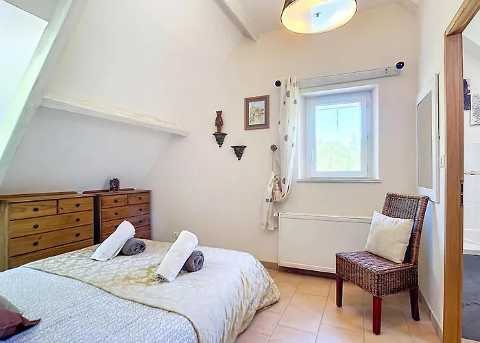 Le Prieure Beautiful 4 Bedroom Stone With Pool Apartament Saint-Germain-du-Bel-Air